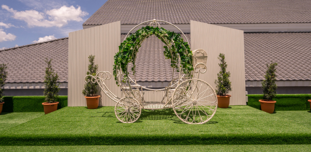 Decorative Photogenic Props Skydeck Garden Stage